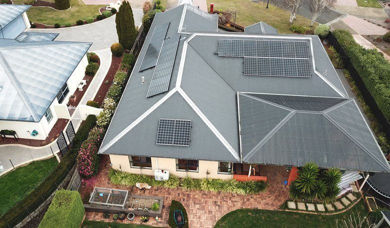 Residential rooftop solar installation